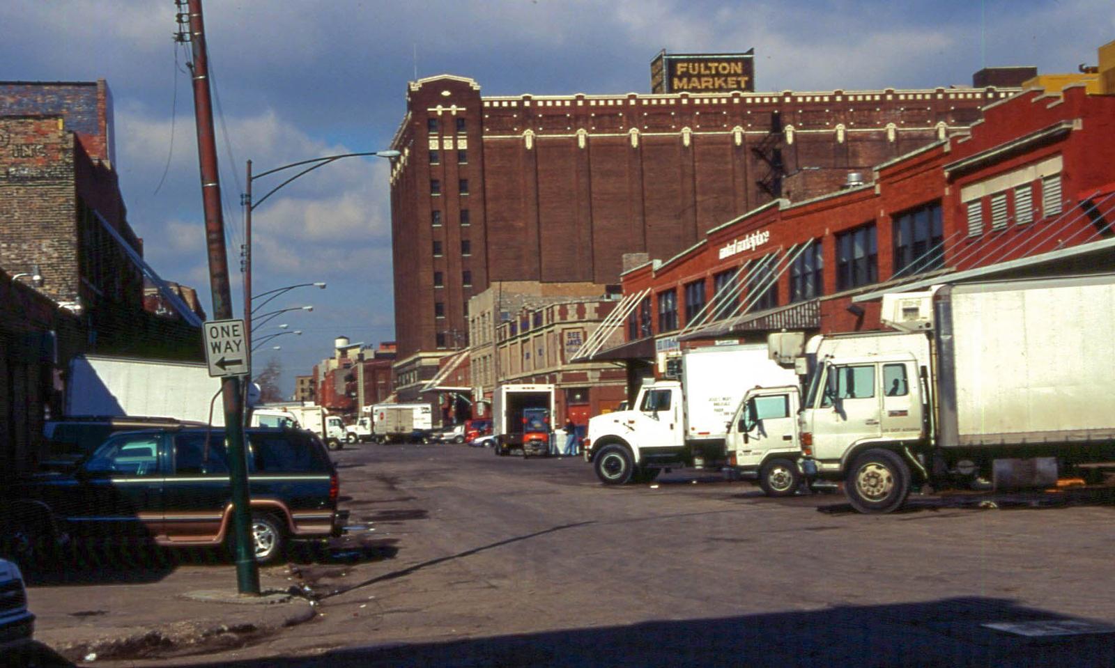 20020420 11 Fulton St. @ Peoria St.