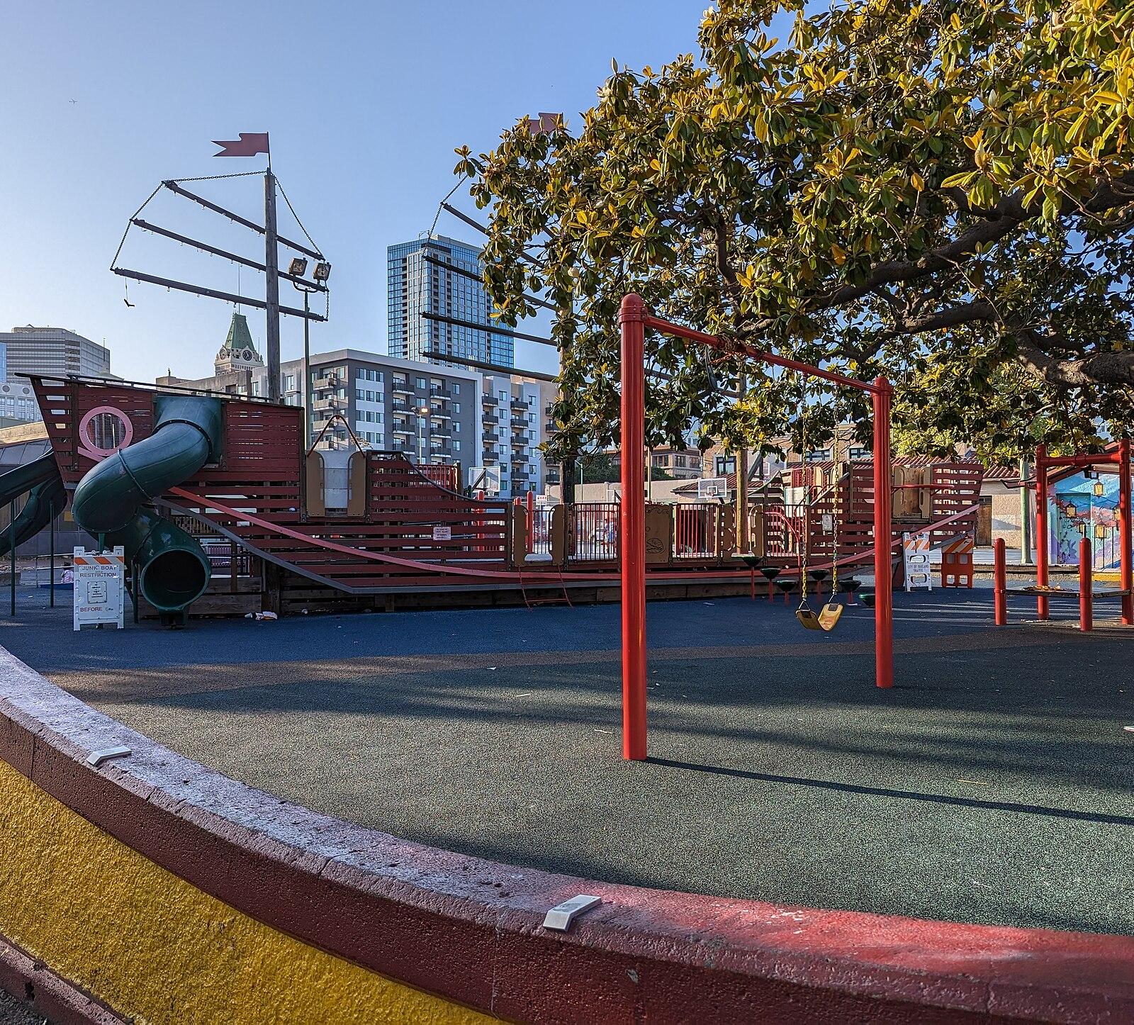 Lincoln Park 11
